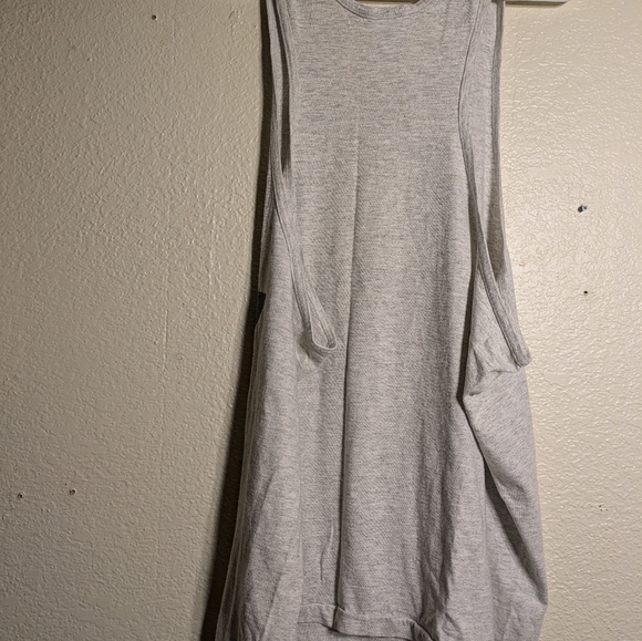 Gray Lightning Bolt Tank Top Size Xl - Picture 5 of 5